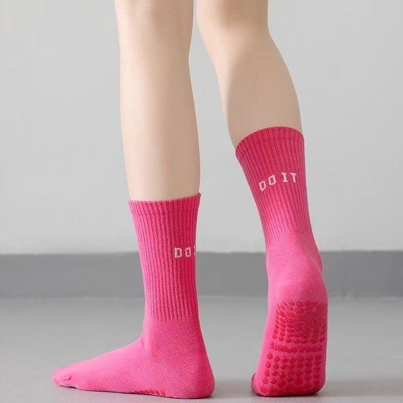 1 Pasang Kaus Kaki Yoga Olahra - Pilates & Yoga Vida ulasan dan harga