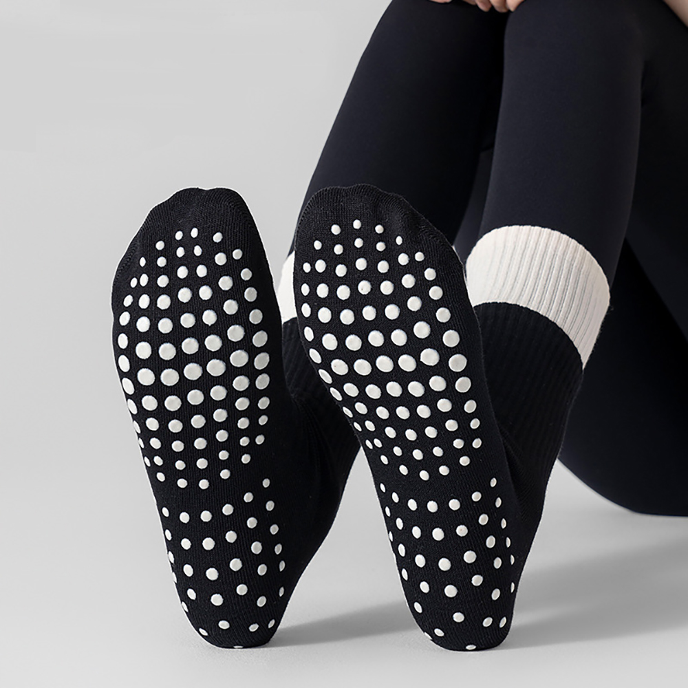 Kaus Kaki Yoga Model Tumpuk Ga - Pilates & Yoga Vida ulasan dan harga
